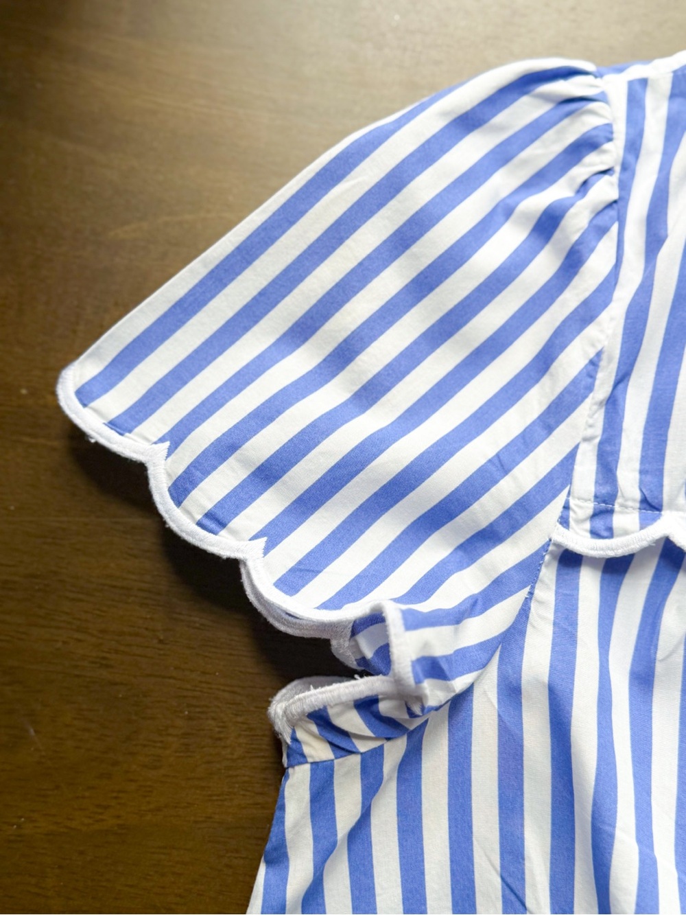 Talbots Blue & White Striped Ruffle Yoke Scalloped Sleeve 100% Cotton Blouse - Picture 4 of 8